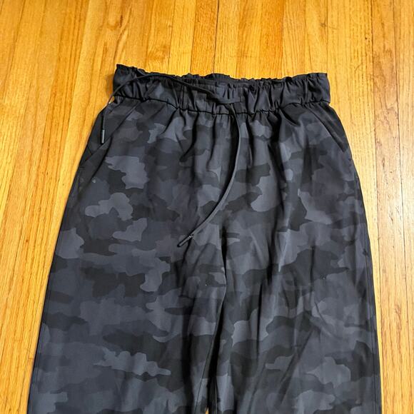 Lululemon Keep Moving Pants Womens 6 Stretch High Rise Camo Jogger W5DBDS - Picture 2 of 11